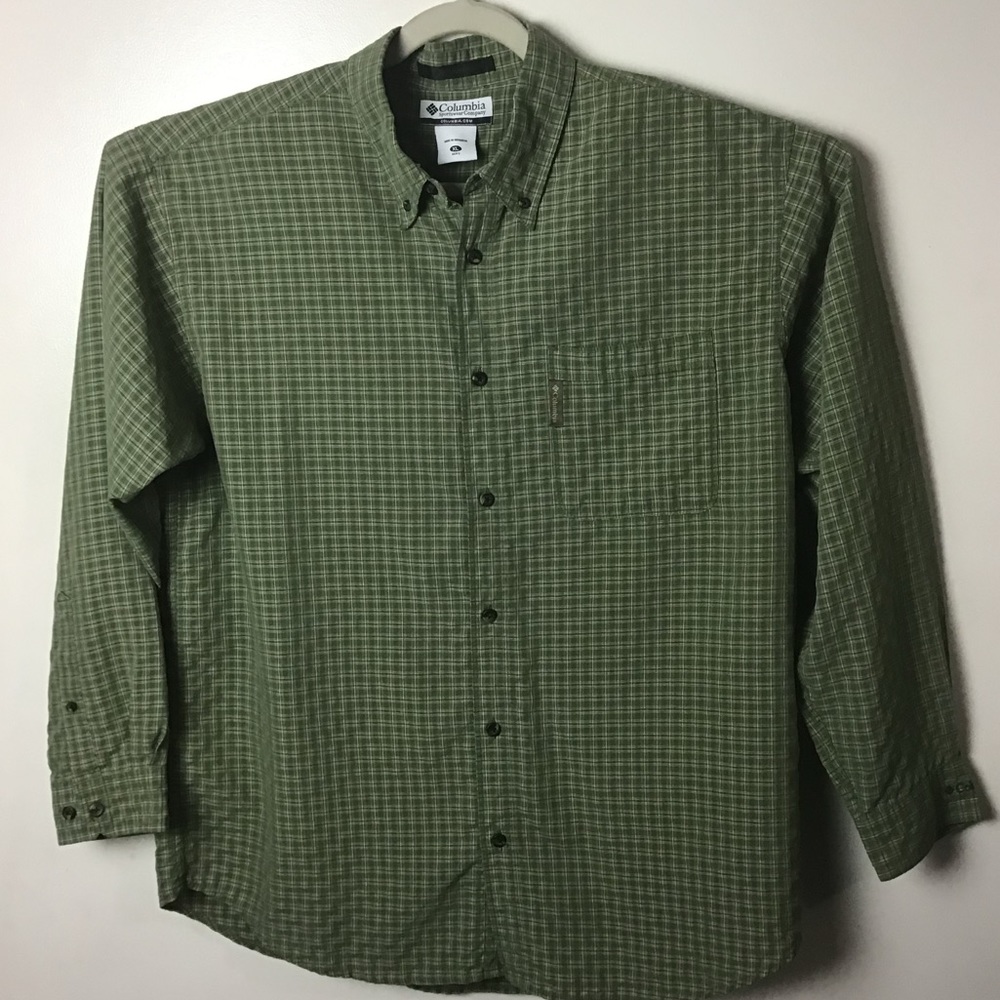 Columbia green plaid long sleeve button down shirt. XL